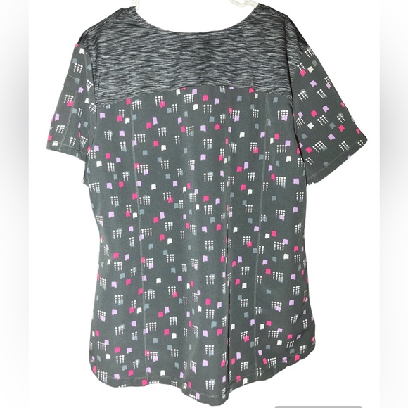 Dickies Dynamix Printed Scrubs - Picture 2 of 2